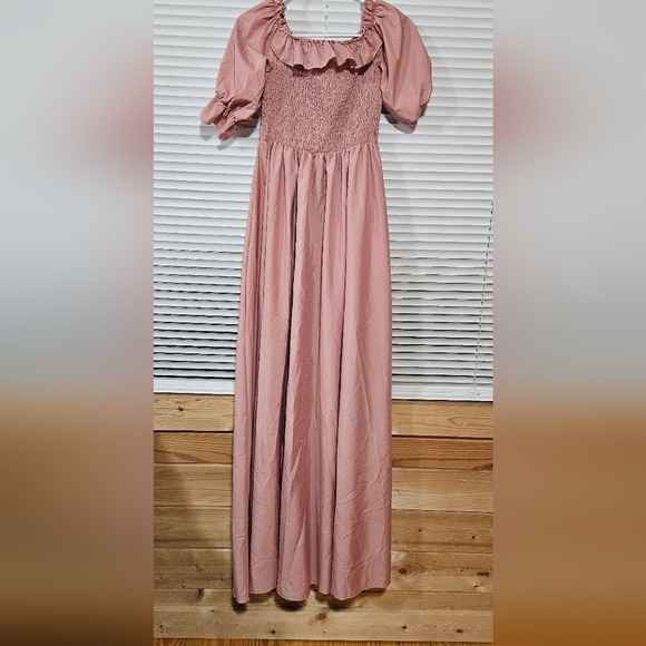 Elegant Pink Smocked Maxi Dress Size S - Picture 2 of 4